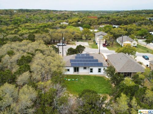 141 Lakeview, Spring Branch TX 78070-5398 exterior