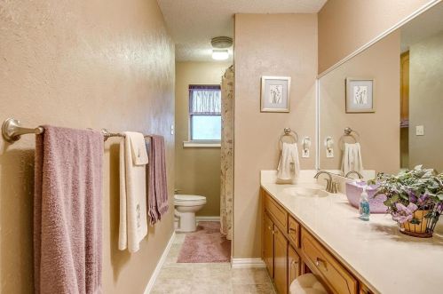 149 Suzanne Ter, Burleson TX 76028-5617 exterior