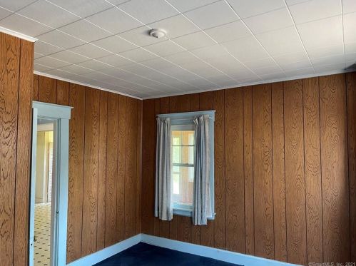 479 Commonwealth Ave, New Britain CT 06053-2404 exterior