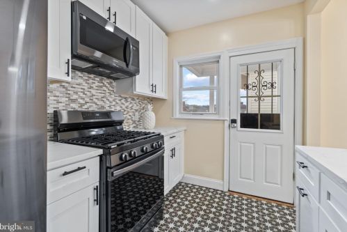 2225 Shepherd St, Washington DC  20018-3141 exterior