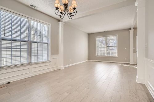 5053 Bright Hampton Dr, Atlanta GA 30339-1957 exterior