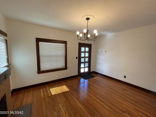 1041 Grant Rd, Tucson AZ  85719-3020 exterior