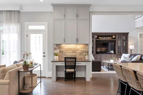 1233 Austin Gln Dr, Atlanta GA 30338-3233 exterior