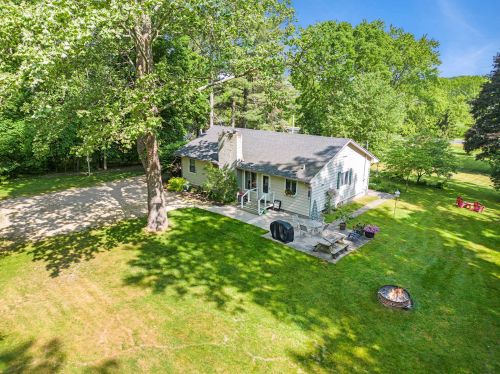 12630 Grand Riv Dr, Lowell MI 49331-9312 exterior