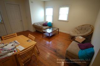 134 Browne St, Brookline MA  02446-7008 exterior