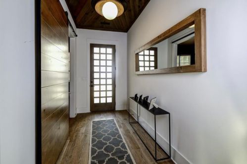 2981 Lookout Pl, Atlanta GA  30305-3217 exterior