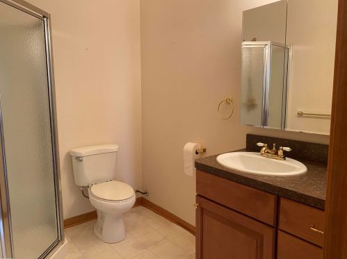 32047 Lakepoint St, New Baltimore MI 48047-3483 exterior