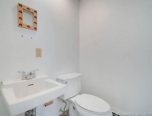 45 Fair St, Wallingford CT 06492-4208 exterior