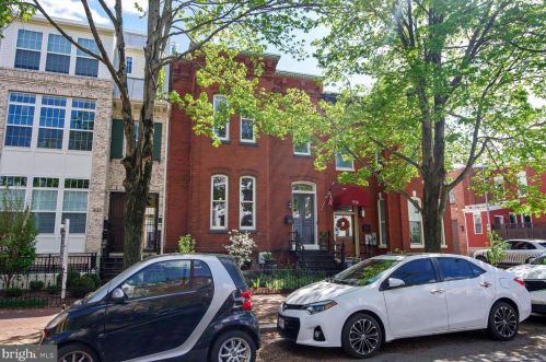 932 O St, Washington DC  20001-4265 exterior