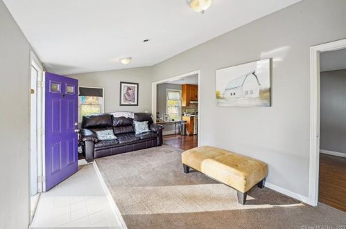 305 Francis St, New Britain CT  06053-3057 exterior