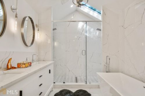 1261 Bernadette Ln, Atlanta GA 30329-3401 exterior