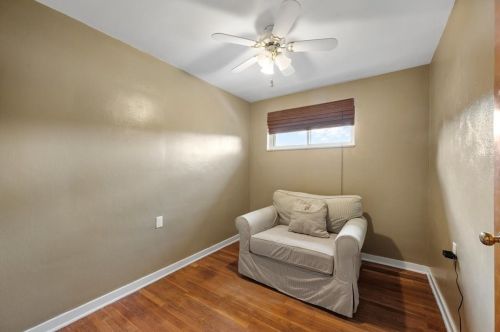 50 Kenneth Dr, Pittsburgh PA 15223-1204 exterior