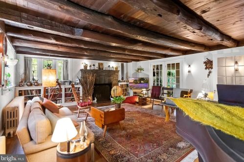 321 Rose Tree Rd, Media PA 19063-1100 exterior