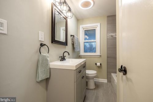 22 Sadie St, Trenton NJ 08619-4309 exterior