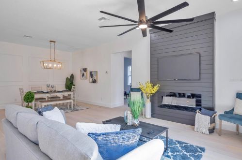 4307 Clark Ave, Tampa FL  33611-1305 exterior