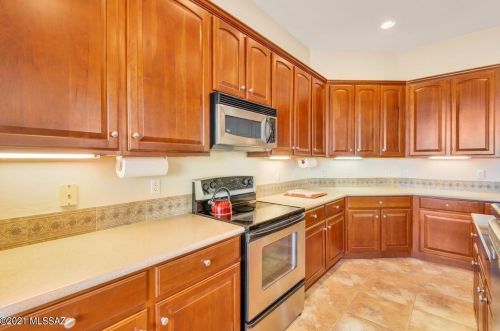 1831 Placita Canoa Azul, Green Valley AZ 85622-8079 exterior