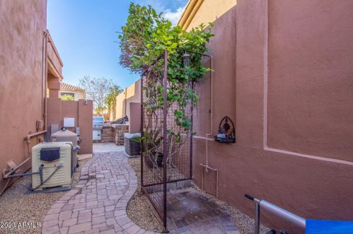 15426 4 Ave, Phoenix AZ 85041-3182 exterior