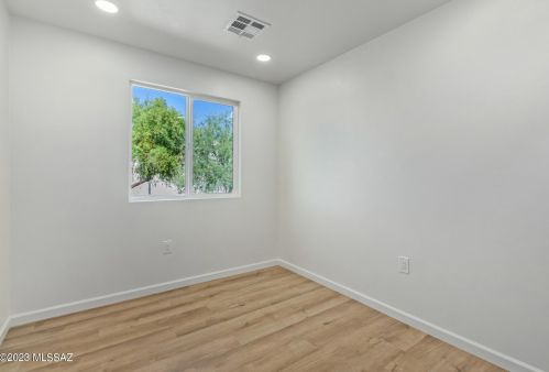 1023 9th St, Tucson AZ  85719-5436 exterior