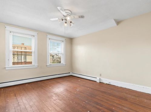 535 Manton Ave, Providence RI 02909-5616 exterior