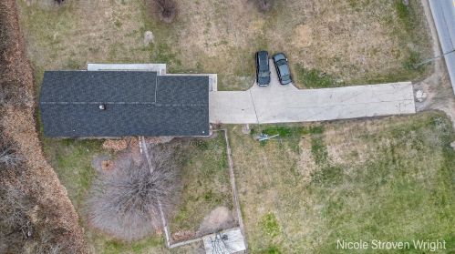 4013 8th Ave, Wyoming MI  exterior