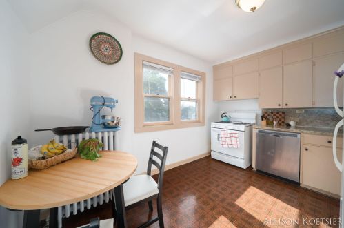 60 College Ave, Grand Rapids MI 49503-1155 exterior