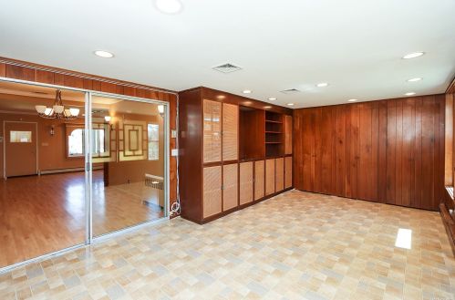 3 Cloverfield Rd, Valley Stream NY exterior