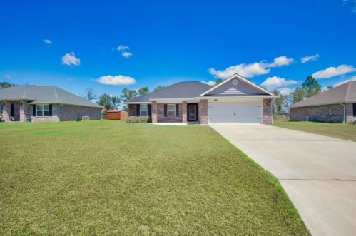 9269 Tara Cir, Milton, FL 32583-4103