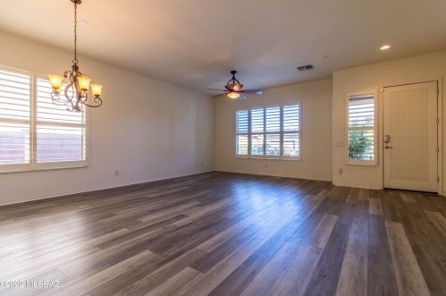 11877 Mesquite Hollow Dr, Tucson AZ  85737-7332 exterior