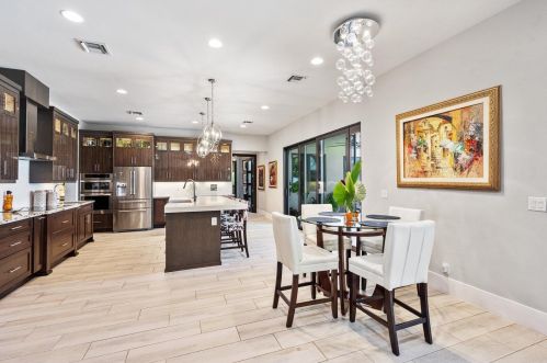 4803 Oak Cir, Boynton Beach FL 33436-5922 exterior