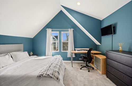 2038 Kildare Ave, Chicago IL 60803-2105 exterior