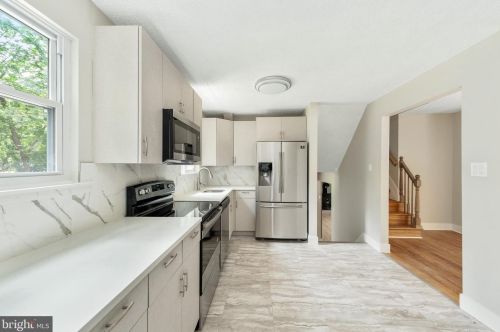 426 California Trl, Browns Mills NJ  08015-5639 exterior