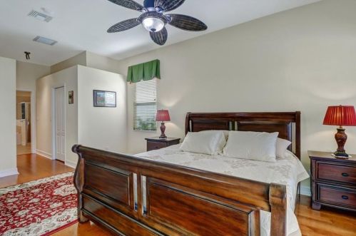 14650 Indigo Lk Cir, Naples FL 34119-4821 exterior