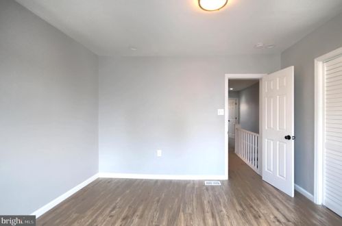 908 19 St, Camden NJ 08105-3607 exterior