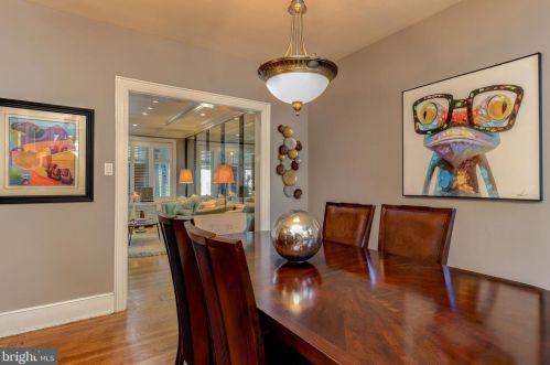 5412 Cedar Ave, Philadelphia PA 19143-1952 exterior