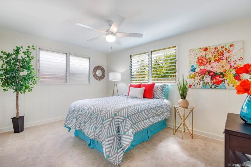 915 17 Ave, Honolulu HI 96816-4105 exterior