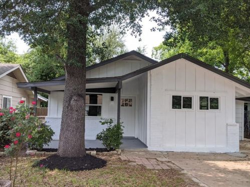 6917 Cherry Meadow Dr, Austin, TX 78745-5333