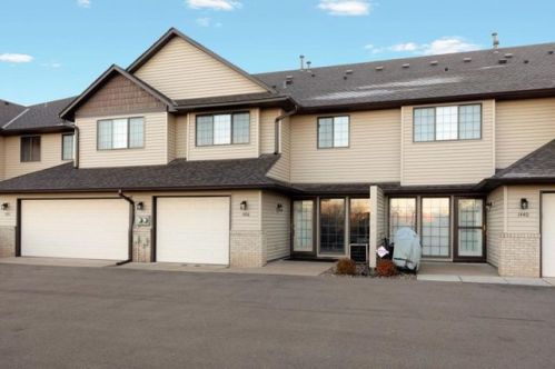 1436 Cottage Dr, Stillwater MN  55082-5960 exterior