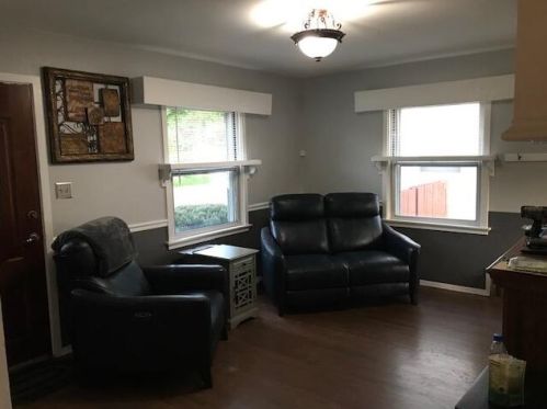 3125 6th St, Milwaukee, WI 53215-4701