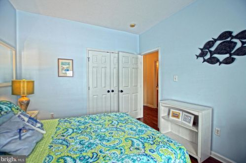 6 Amberwood Way, Lewes DE 19958-9468 exterior