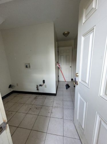 153 Jucunda St, Pittsburgh PA 15210-1658 exterior