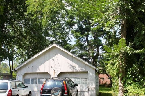 20 Allen St, Windsor, CT 06095-4402