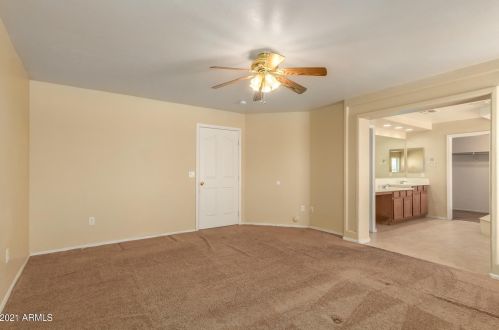 6810 39 Ln, Phoenix AZ 85029-3000 exterior