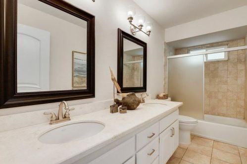 7217 Pne Grv Way, Folsom CA 95630-1952 exterior