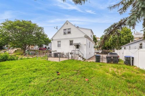 331 Hawkins St, Providence RI 02904-2307 exterior