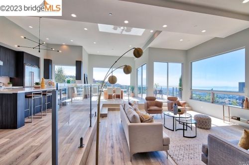 1550 Grand View Dr, Berkeley CA 94705-1637 exterior