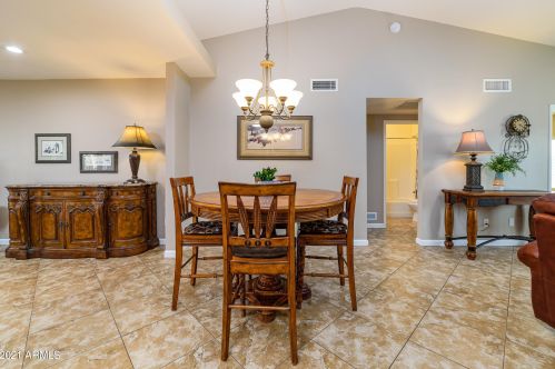 1560 Buena Vis Dr, Chandler AZ 85249-4608 exterior