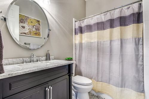 3933 Truman Dr, Frisco TX 75034-6375 exterior