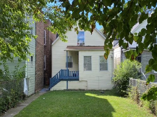 7025 Lowe Ave, Chicago IL 60628-7014 exterior