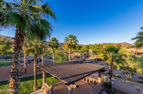 25401 45th Dr, Phoenix AZ  85083-2243 exterior