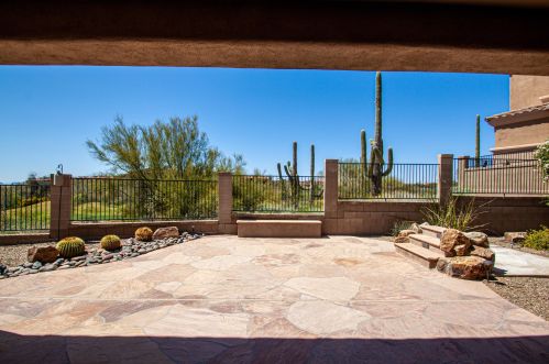 5999 Placita Pajaro, Tucson AZ  85718-3466 exterior